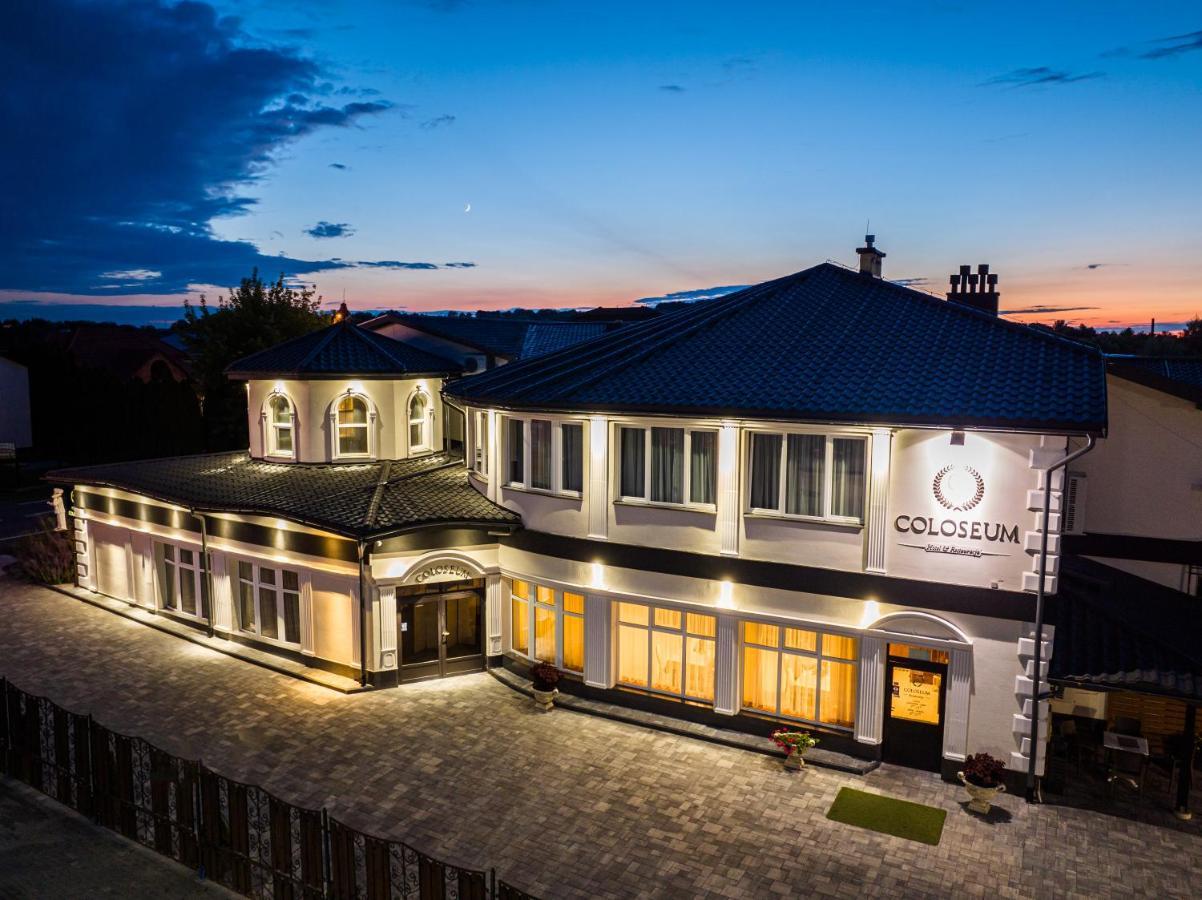 Hotel Coloseum Jarosław المظهر الخارجي الصورة