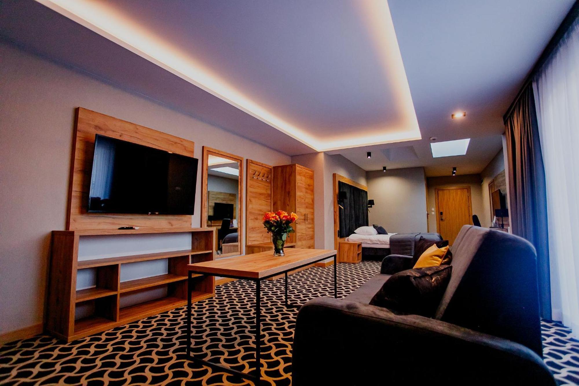 Hotel Coloseum Jarosław المظهر الخارجي الصورة