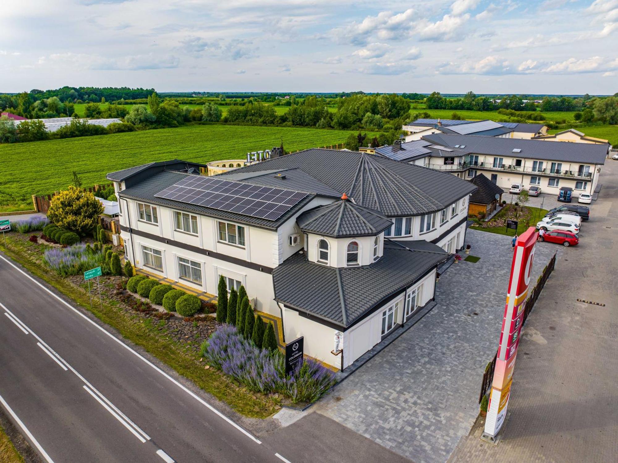 Hotel Coloseum Jarosław المظهر الخارجي الصورة
