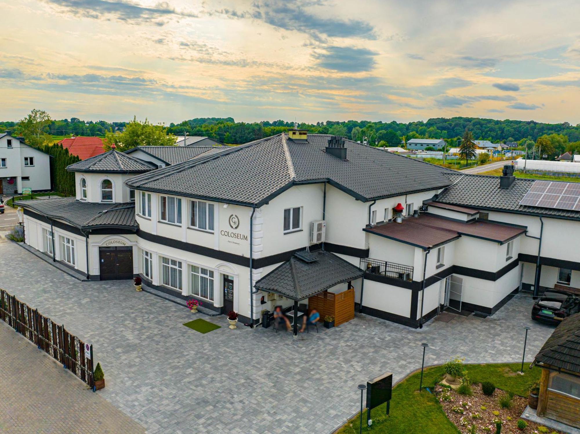 Hotel Coloseum Jarosław المظهر الخارجي الصورة
