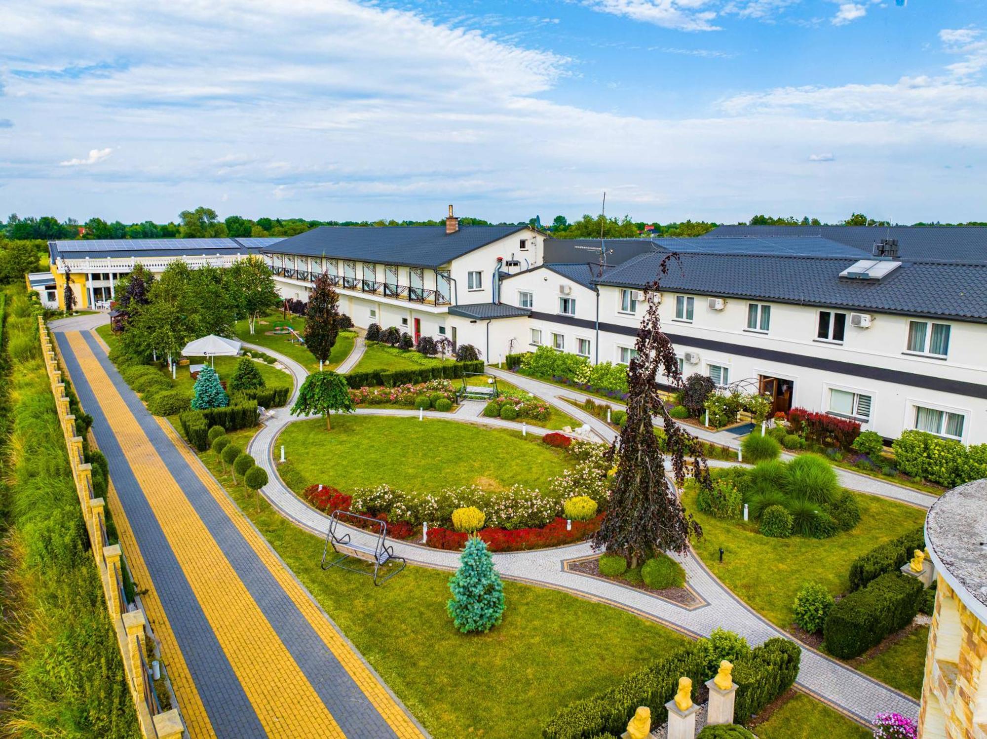 Hotel Coloseum Jarosław المظهر الخارجي الصورة